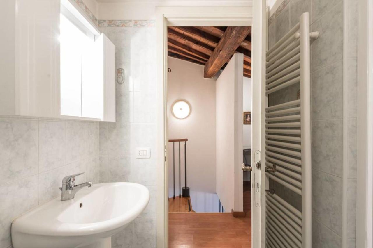 Lovely Loft 2 Steps From The Cathedral In Флоренція Екстер'єр фото